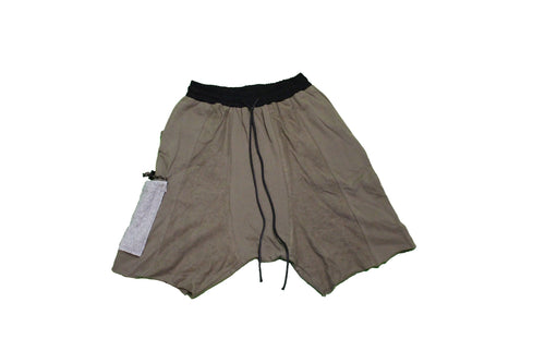 D01 Shorts